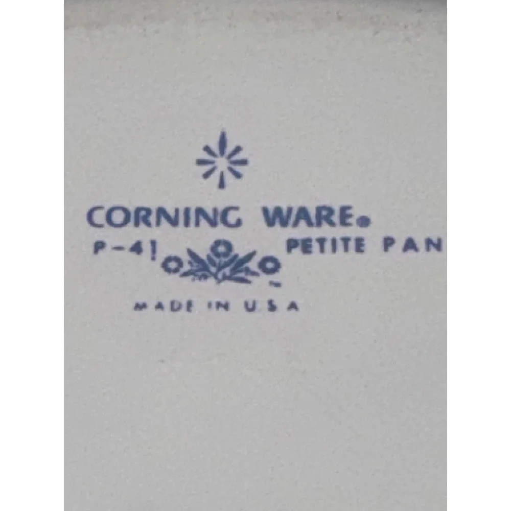 Vintage Corning Ware Blue Cornflower P-41 Petite Pan with Plastic Storage Lid